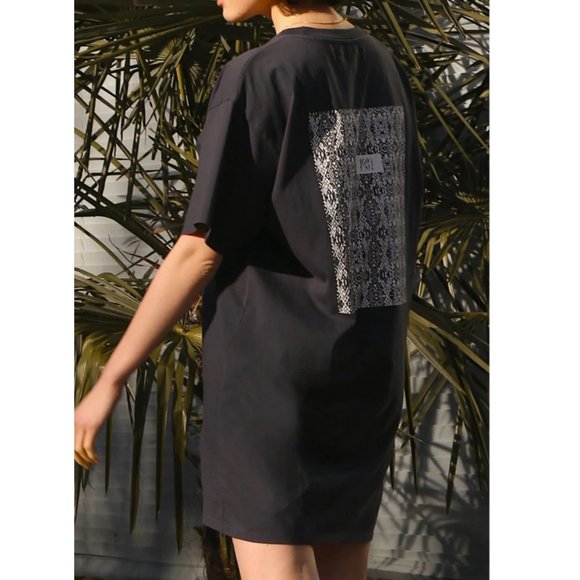 New Brunette The Label 1981 Snake Box Tee Summer Casual Graphic Print Dress S/M - Picture 3 of 9
